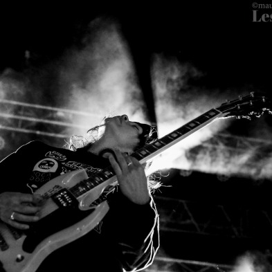 21-blonde_redhead_1